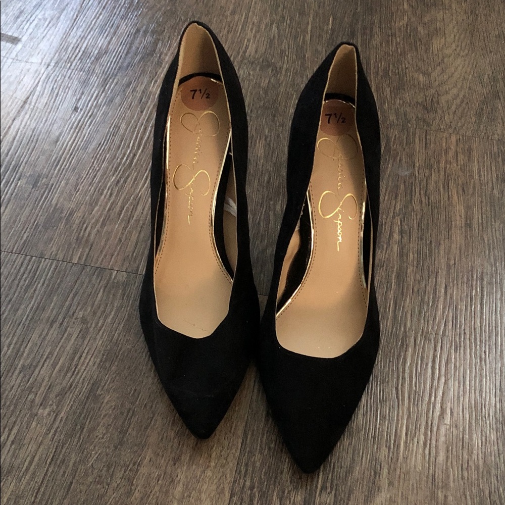 Jessica Simpson Black Pointed-Toe Suede Pumps
